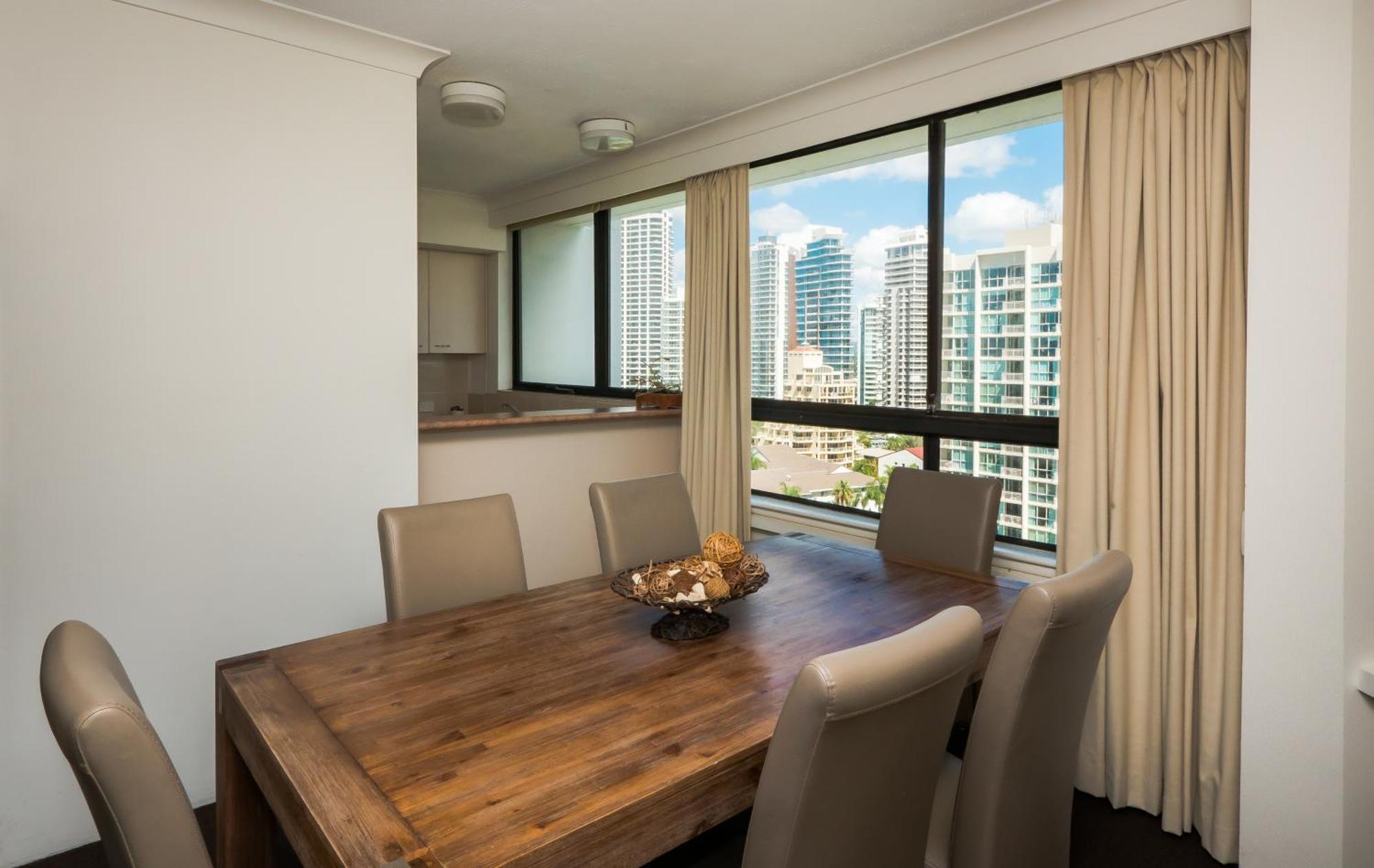 Carrington Court Aparthotel Main Beach Ruang foto